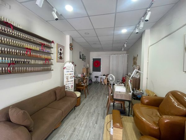 Quận Tân Bình ! SANG TIỆM NAIL – GỘI , MT 80 Bắc Hải, p6, Liên hệ: 0965397769 ( thuỷ )