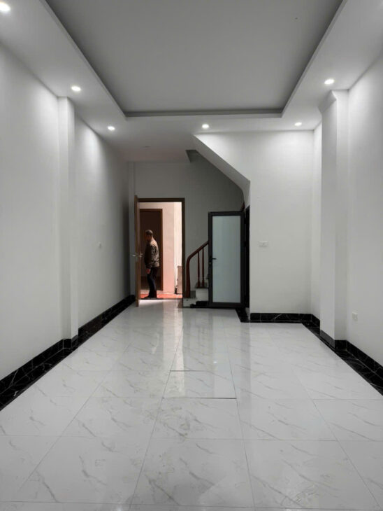 BÁN NHÀ CHÙA QUỲNH – HAI BÀ TRƯNG, NGÕ THÔNG, THOÁNG TRƯỚC SAU – Ở SƯỚNG – DT 40M – MT4M 7 TỶ