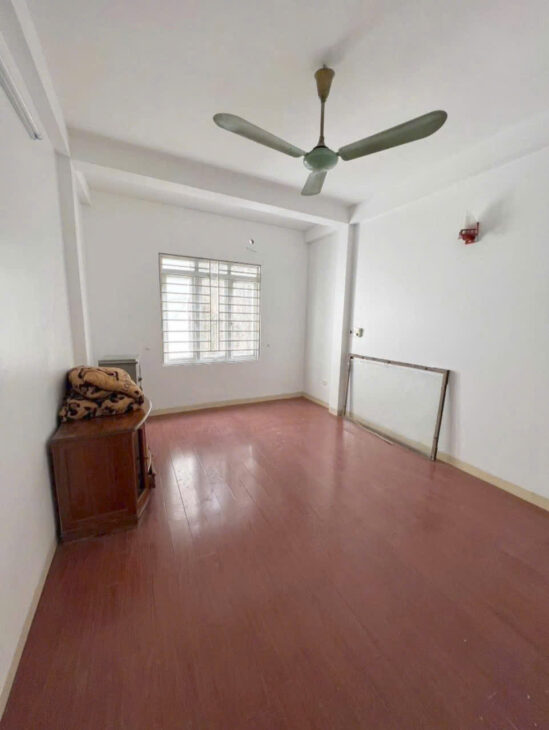 Bán nhà mặt phố Cự Lộc – Kinh doanh sầm uất, ko quy hoạch 40m x 5 tầng