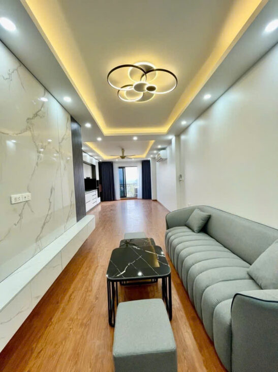 Bán nhà phố Triều Khúc 45m2, 5 tầng mới đẹp, gần ô tô, full nội thất xịn