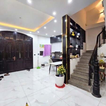 HIẾM PHỐ NGUYỄN TRÃI TRUNG TÂM NGÃ TƯ SỞ Ở VIP, CHỈ 7.5 TỶ.