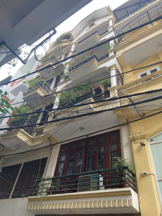 Nhà phân lô vỉa hè ô tô tránh phố Hoàng Quốc Việt, Cầu Giấy, 58m2 x 5T, mặt tiền 5m, 16.7 tỷ