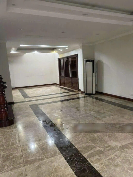 Nhà Mặt Phố Lạc Long Quân (Đối Diện LOTTE) 153m/4 Tầng (Có Hầm), MT 8.2m 86 Tỷ