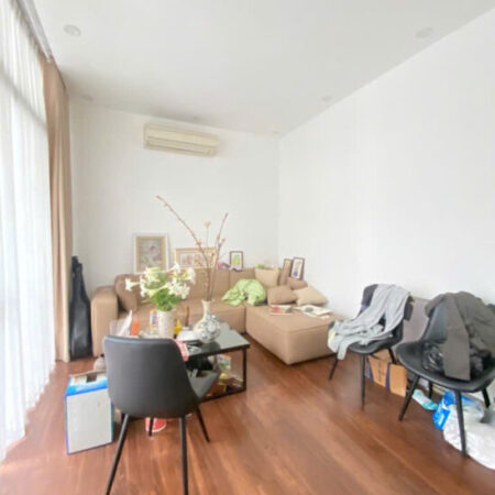 NHÀ ĐẸP PHỐ NGUYỄN TRÃI HÀNG XÓM ROYAL CITY, BA BƯỚC RA PHỐ, CHỈ 7.6 TỶ.