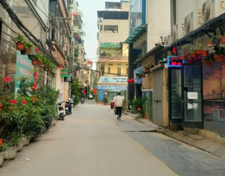 PHÂN LÔ HOÀNG QUỐC VIỆT CẦU GIẤY, ÔTÔ TRÁNH, KINH DOANH, SÁT PHỐ, 81M2 GIÁ 17 TỶ 480