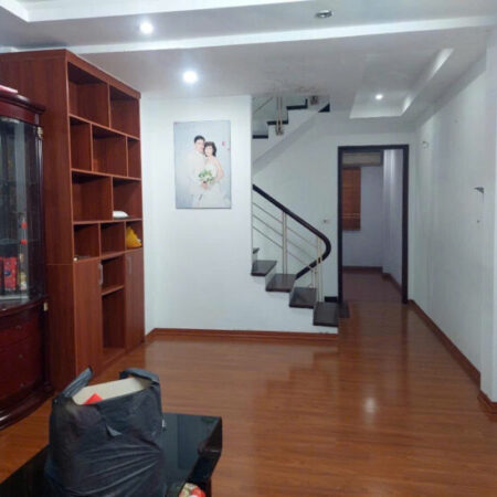 Không còn căn thứ 2 tại Chùa Bộc 50m² sổ đỏ nhà 5 tầng chỉ có 8 tỷ – 7PN ở hay cho thuê đều giá trị