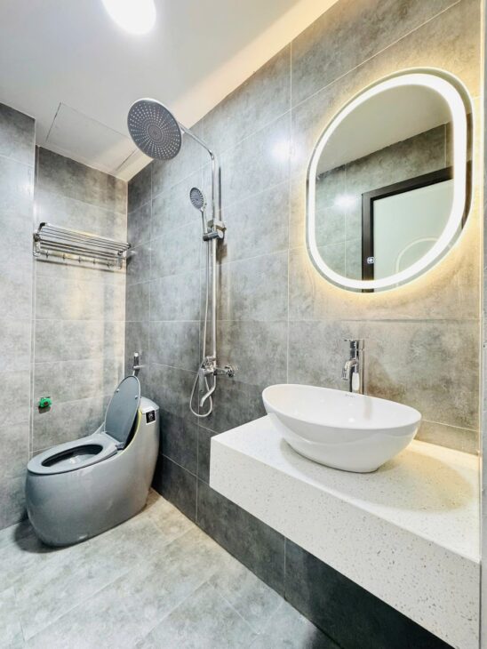 NHÀ MỚI ĐẸP ĐỘI CẤN – 50M RA ÔTÔ – 3 GÁC ĐỖ CỬA – GIÁ 6 TỶ