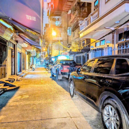 TẦNG 1 KINH DOANH/ Ở SIÊU ĐỈNH – 65m/ 2 Kiot bán hàng – 30m RA PHỐ KIM MÃ/ LA THÀNH – NGÕ OTO THÔNG