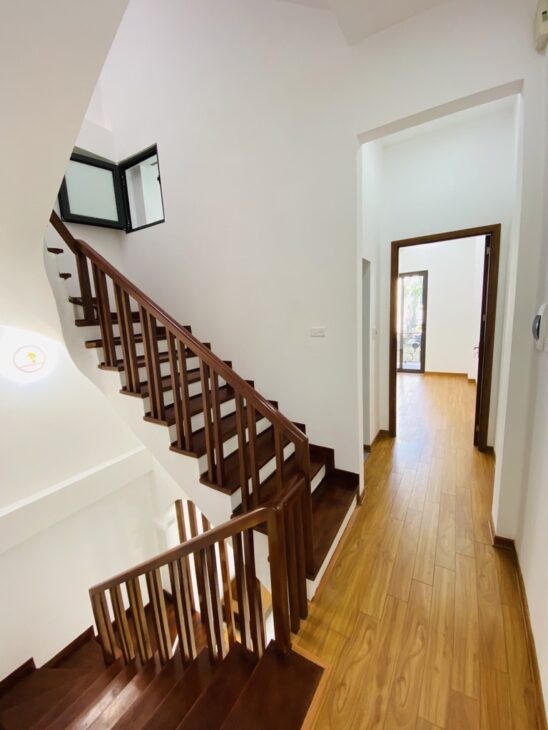 Mặt phố Thanh Bình, 84m2, ô tô tránh , kinh doanh, 19 tỷ