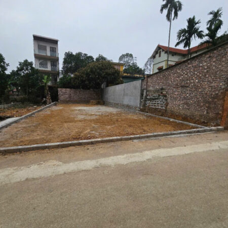 Bán đất đẹp sát gần TT Ba Hàng Đồi đường thông ôtô tránh 73m nhỉnh 11 triệu Bán đất đẹp sát gần TT Ba Hàng Đồi đường thông ôtô tránh 73m nhỉnh 11 triệu