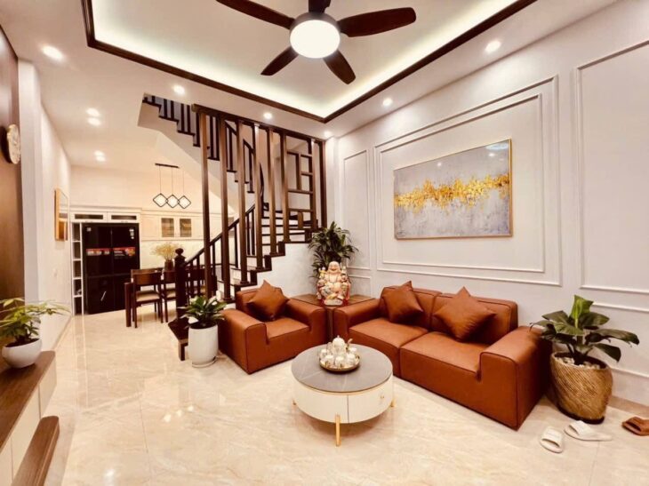 NHÀ ĐẸP HOÀNG MAI – 30M RA ÔTÔ – NGÕ NÔNG 3 GÁC – GIÁ 7 TỶ