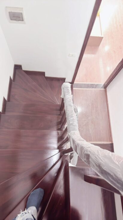 TUYỆT PHẨM GIANG VĂN MINH – 40M RA PHỐ – 5 TẦNG FULL NỘI THẤT – GIÁ 7 TỶ