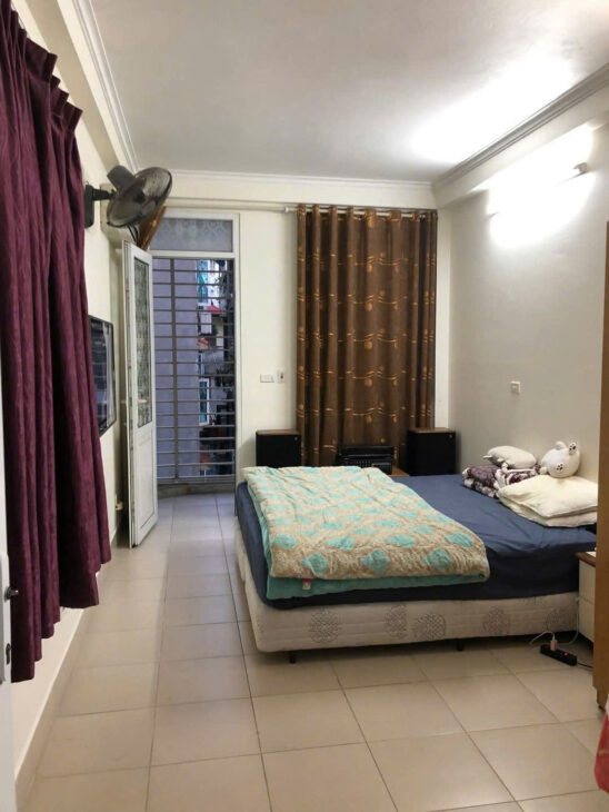 GẦN PHỐ – MẶT NGÕ THÔNG – KINH DOANH – 2 THOÁNG TRƯỚC SAU – SỔ ĐẸP – NỞ HẬU LỘC LÁ. DT 50M2 X 5T