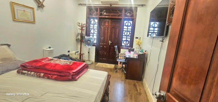 Bán nhà phố Láng Hạ 45m x 5T hai thoáng trước sau, Ngõ nông gần Ô tô -7PN Giá 10,7 tỷ