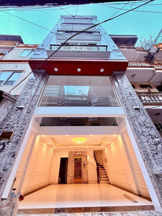 SIÊU PHẨM PHÂN LÔ CẦU GIẤY – Ô TÔ TRÁNH – NGÕ THÔNG VỈA HÈ – NHÀ MỚI – CỰC HIẾM NHÀ BÁN 0965549363