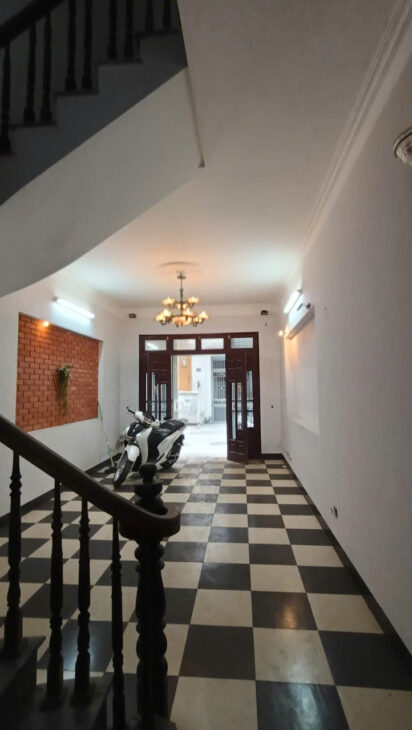 BÁN NHÀ, PHÂN LÔ, Ô TÔ TRÁNH, KDT ĐỊNH CÔNG- HOÀNG MAI, 66 M2, GIÁ 21 TỶ.