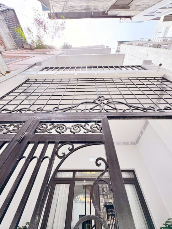 Bán nhà Định Công Thượng – 48m2 – 2 Thoáng – Ngõ Ô Tô – Gần Phố – 9.6 T.ỷ