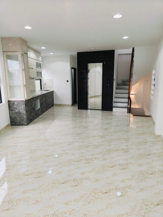 SIÊU PHẨM NHÀ ĐẸP CĂN GÓC XÃ ĐÀN 11 TỶ 7 TẦNG THANG MÁY MẶT TIỀN 4M