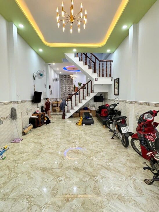 HXH 7 chỗ,60m2, 4×15, 2 tầng,sát mặt tiền,Nguyễn Tư Giản,Gò Vấp,Nhà đẹp ở ngay,chỉ 6tỷ
