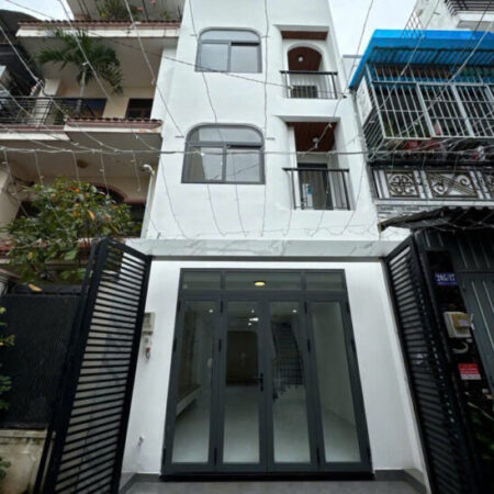 Giáp Mặt tiền 5 Tầng – 52m2 – 4PN 5 Tolet – $ 6,6 Tỷ , TK Hiện đại – Nở hậu