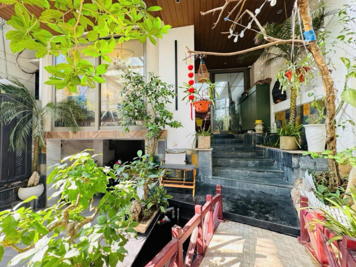 BIỆT THỰ SÂN VƯỜN TÂY HỒ SIÊU ĐẸP-LÔ GÓC-THANG MÁY-Ô TÔ ĐỖ TRONG HẦM 0965549363