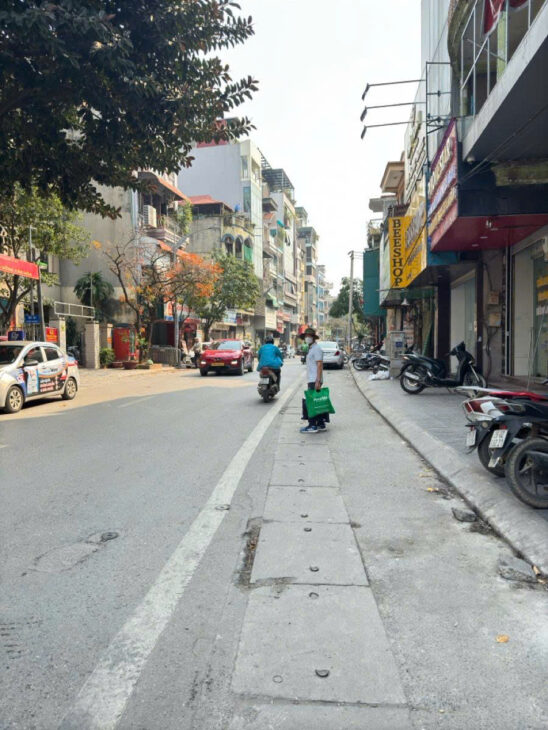 bán nhà mặt phố TRƯỜNG CHINH-GIẢI PHÓNG-VỌNG, kinh doanh đỉnh, 142m, giá nhỉnh 220 triệu/m