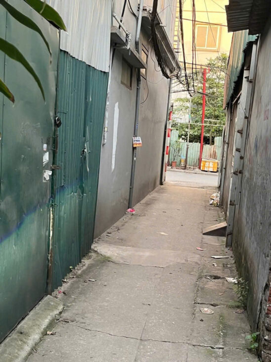 Bán nhà khu tam trinh dt 35 m x 2 tầng giá 2 tỷ 480