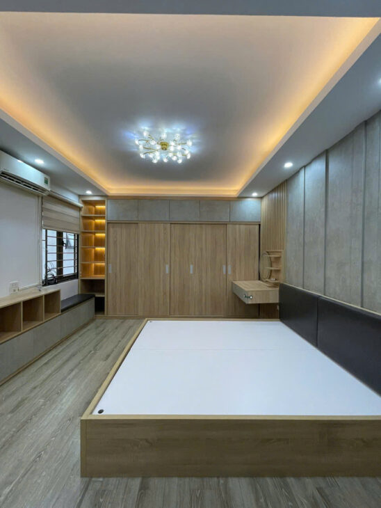 Bán nhà 5 tầng phố chợ Vạn Phúc, Hà Đông, Hà Nội. 35 m2, 5 tầng, ngõ thông, ô tô đô nhỉnh 6 tỷ