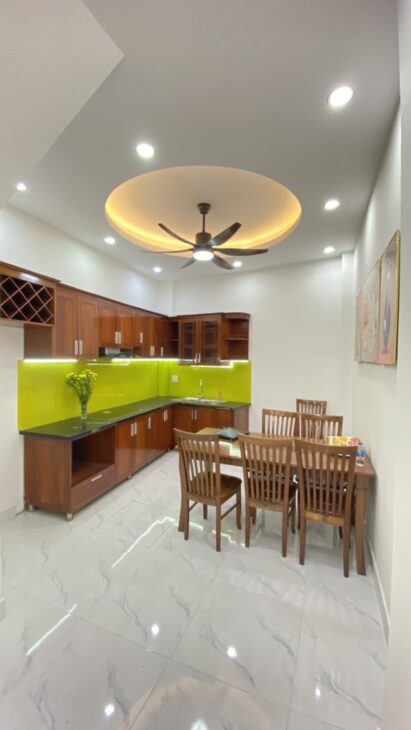 BÁN NHÀ -NGUYỄN LƯƠNG BẰNG-ĐỐNG ĐA-NHÀ ĐẸP-XÂY MỚI HIÊN ĐẠI Ở NGAY NGÕ CỰC THOÁNG-