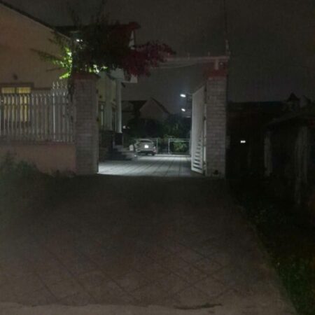 Cần bán gấp nhà đẹp mini ngang khủng giá chỉ3T tại Linh Đông.