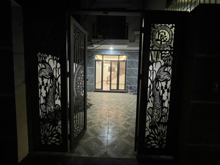 BÁN NHÀ VĨNH QUỲNH, THANH TRÌ 65m2 HƠN 4 TỶ NHÀ RỘNG, THOÁNG MÁT CÓ SÂN ĐỂ XE