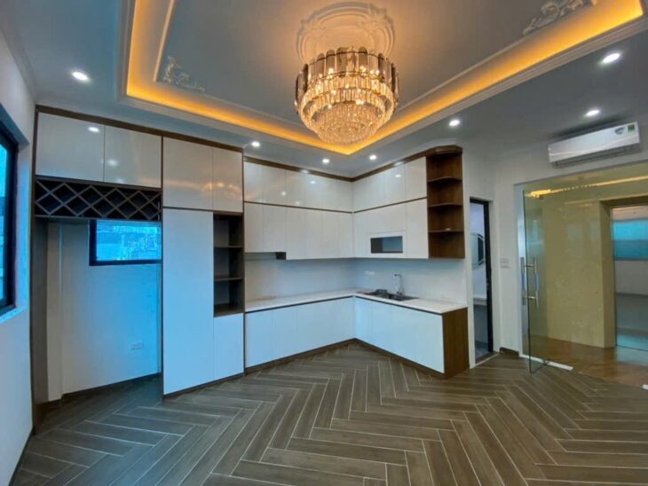 ĐẶC BIỆT HIẾM PHỐ VŨ TRỌNG PHỤNG 6T THANG MÁY, BA BƯỚC RA PHỐ, GẦN CHỢ THUỐC HAPULICO, GIÁ CHỈ 9.8