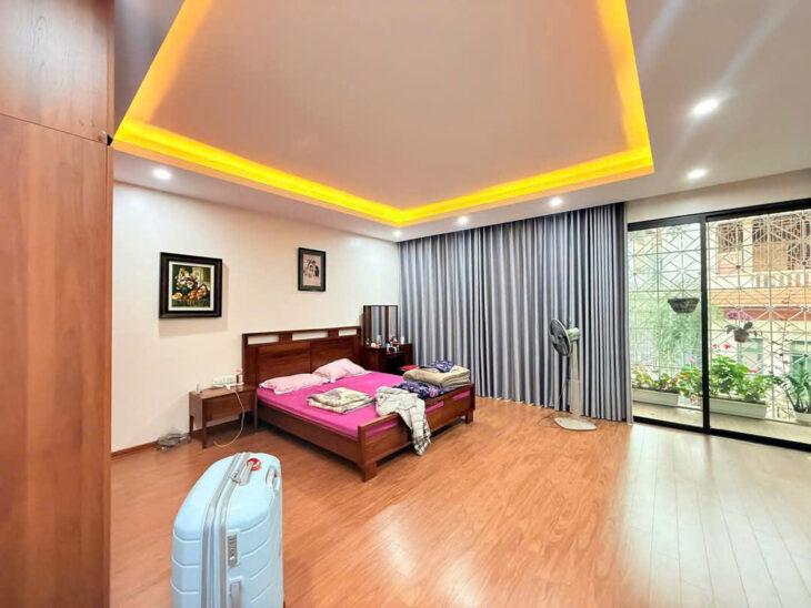 BÁN NHÀ PHỐ NGỌC HÀ – BA ĐÌNH – VỈA HÈ – KINH DOANH – 2 MẶT NGÕ – THANG MÁY – GARA Ô TÔ – KHÁCH