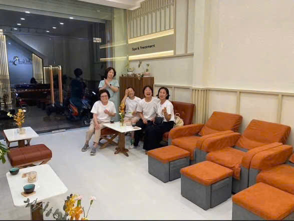 Nhà bán mặt tiền đường Nguyễn Thị Minh Khai – Nha Trang dt 59m2 bán : 18 tỷ lh Ngọc Bích Land
