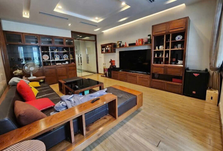 PHÂN LÔ HOÀNG QUỐC VIỆT, VỈA HÈ, ÔTÔ TRÁNH, NHÀ 2 MẶT TIỀN KINH DOANH, 70M2 GIÁ 24 TỶ