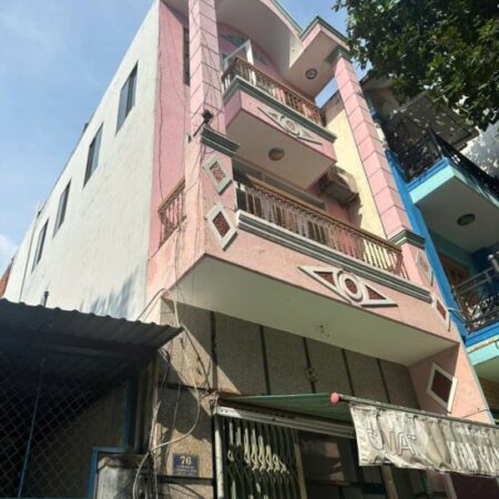 Nhà mặt tiền đường Trần Hưng Đạo Phường Tân Sơn Nhì Q.Tân Phu 4.5 x21 4 tầng giá 14.9 tỷ