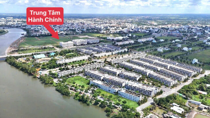 LAVILLA BÀN GIAO SỔ HỒNG CHO KHÁCH HÀNG