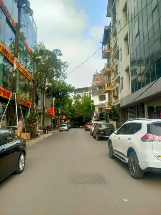 BÁN BIỆT THỰ NGHĨA ĐÔ, DT86M2, PHÂN LÔ VIP, VỈA HÈ, Ô TÔ TRÁNH, GIÁ 33 TỶ 400