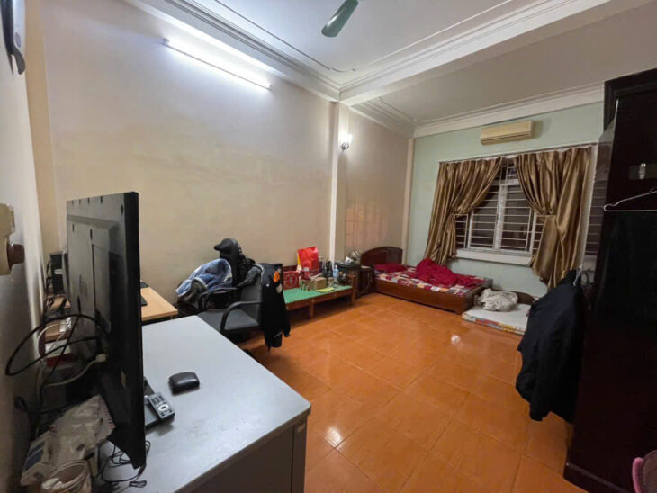 LÔ GÓC 55M 10 TỶ – DÂN XÂY, ĐẸP, CHẮC, VƯỢNG KHÍ – TRƯỚC NHÀ RỘNG – 20M RA MẶT PHỐ