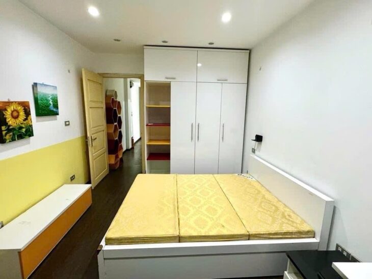 BÁN NHÀ MẶT NGÕ YÊN LÃNG.ĐẤT P/LÔ-Ô TÔ ĐỖ CỬA,6 TẦNG THANG MÁY