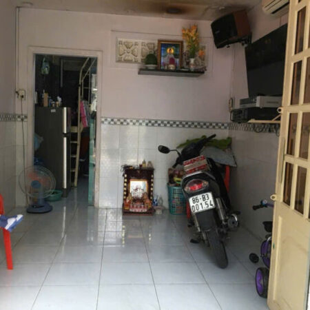 NHÀ BÁN P. ĐÔNG HƯNG THUẬN, Q12- HẺM 3 GÁC SẠCH SẼ – 21 M2 – 2.3 TỶ