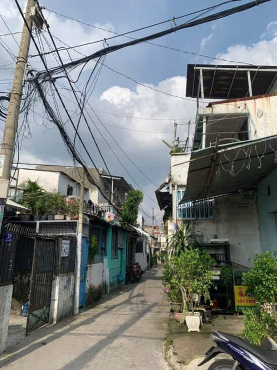 NHÀ BÁN P. ĐÔNG HƯNG THUẬN, Q12- HẺM 3 GÁC SẠCH SẼ – 21 M2 – 2.3 TỶ