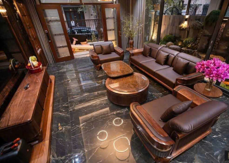 PHÂN LÔ NGUYỄN VĂN HUYÊN, ÔTÔ TRÁNH, VỈA HÈ KINH DOANH, 2 THOÁNG, DT 65M2 HƠN 18TỶ