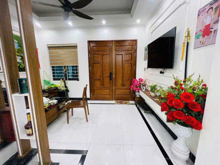 PHỐ MỚI VŨ TÔNG PHAN, TRUNG TÂM NGẪ TƯ SỞ, Ở SƯỚNG, TẶNG NỘI THẤT, GIÁ 7.7 TỶ.