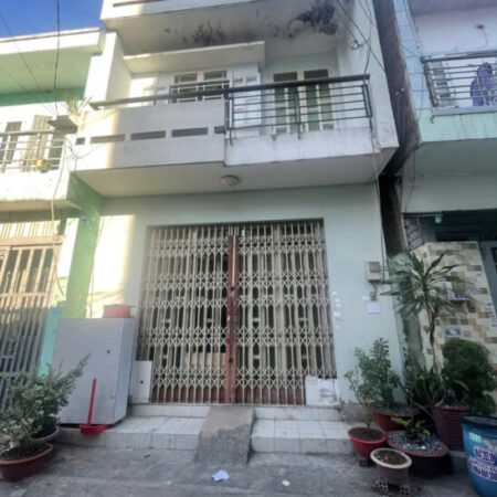 BÁN NHÀ 63M2 – NGANG HƠN 5 X 12M – LẦU ĐÚC THẬT – HẺM XE HƠI 5M – HƯƠNG LỘ 2 – BỆNH VIỆN BÌNH TÂN –