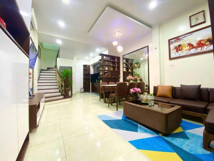 BÁN NHÀ TRƯỜNG CHINH 40m2 x 5 TẦNG – NHÀ MỚI ĐẸP – NGÕ RỘNG – FULL NỘI THẤT NHỈNH 9 TỶ