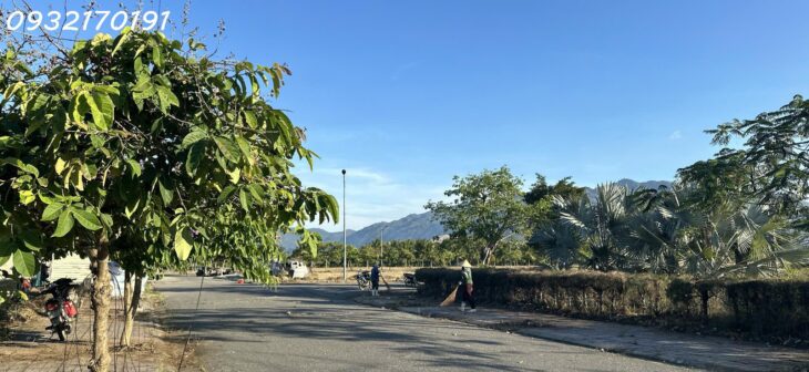 Chuyên KĐT Ven Sông Tắc- Lô Góc- DT: 142m2- GIÁ CỰC TỐT- CẦN BÁN GẤP Chuyên KĐT Ven Sông Tắc- Lô Góc- DT: 142m2- GIÁ CỰC TỐT- CẦN BÁN GẤP