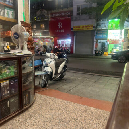 Siêu phẩm 1 mặt phố, 2 mặt ngõ, mặt tiền khủng, kinh doanh đa dạng, vị trí kim cương, ngay ngã tư