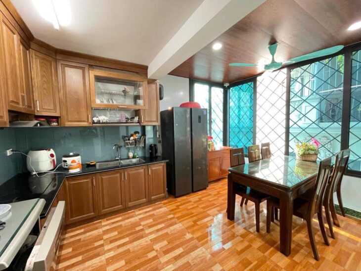 BÁN NHÀ HOÀNG ĐẠO THÀNH 35m x 6 TẦNG GIÁ CHỈ 11 TỶ – Ô TÔ ĐỖ CỬA – KINH DOANH ĐỈNH