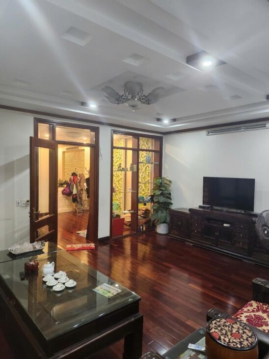 MẶT NGÕ TAM TRINH – NGÕ TO ÔTÔ TRÁNH, VÀO NHÀ – CÓ Ô CHỜ THANG MÁY – GIÁ 30 TỶ